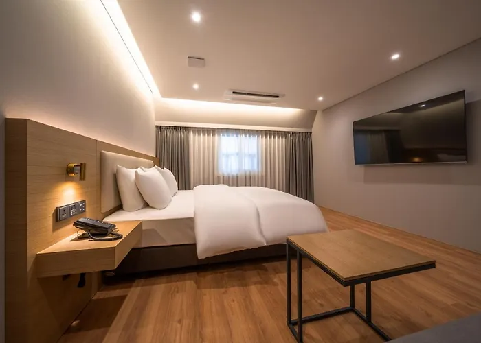 Comfort Yeouido Hotel