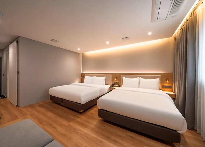 Comfort Yeouido 3*