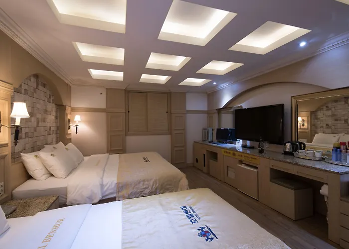 Hotel Comfort Yeouido 3*