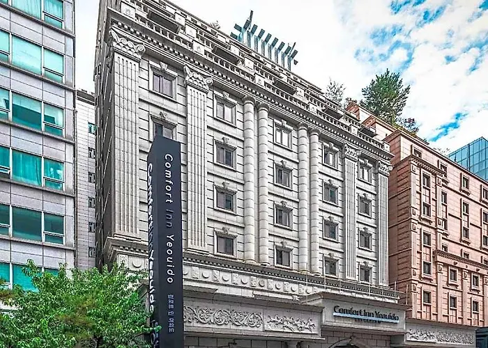 Hotel Comfort Yeouido 3*